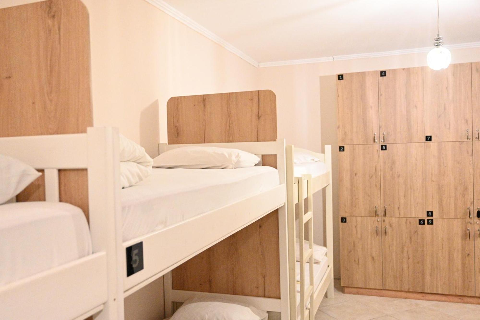 Top View Hostel Дуррес Экстерьер фото